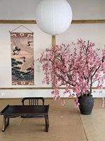 Luxe roze witte kunstbloemenboom van zijdeachtig materiaal, kersenbloesem, geschikt voor bruiloft, feest, hotel, huis, binnendecoratie.