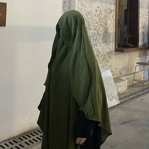 Capa Niqab de poliéster ligero y transpirable de color sólido, velo facial Khimar de color liso, conjunto islámico de Khimar y Abaya. - Product Image 6