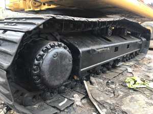 Excavatrice sur chenilles Caterpillar 330D d'occasion au meilleur prix, capacité de 30 tonnes avec 1 an de garantie, axée sur les composants du noyau de la pompe moteur - Product Image 4