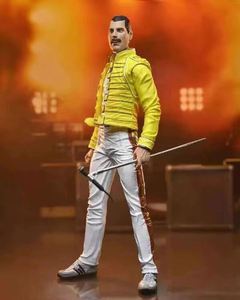 Figura de Acción de 7 Pulgadas de Fredy Mokery, Cantante Principal de Queen, NECA 42066 - Product Image 3