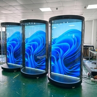 Kiosque holographique numérique, réceptionniste virtuel IA, écran tactile interactif, terminal publicitaire holographique pour hall de centre commercial