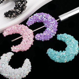 Perles en acrylique à paillettes, motif bateau de lune, pour bricolage de porte-clés de téléphone portable, perles de strass adhésives, trou droit, multicolores, logo personnalisé, collier - Product Image 1