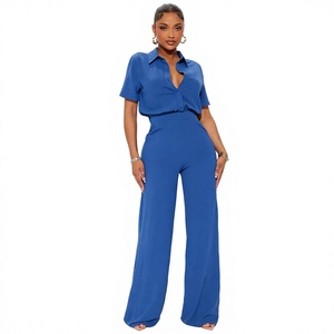 Combinaison en satin bleu taille haute pour femme, manches courtes, col rabattu, coupe ample, style moderne streetwear, printemps-été - Product Image 1