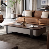 Ensemble de meuble TV et table basse de luxe léger, mobilier moderne pour salon avec structure en métal