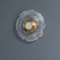 Lampe murale de luxe en acrylique avec fleurs en métal doré, fabrication professionnelle, style nordique, luminaire d'hôtel JY7144