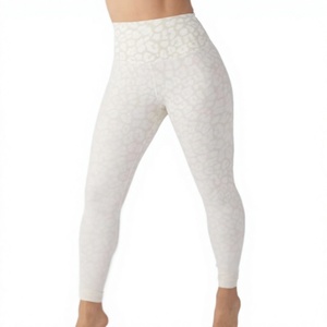 Leggings de Mujer Geo Brothers Co con Logotipo Personalizado, de Alta Calidad, Tejido de Spandex/Nailon, Transpirables, Ligeros, Estilo Hip Hop - Product Image 1