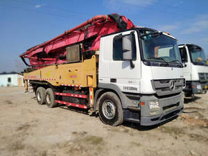 Camion pompe à béton de 49 m de long à vendre, modèle 490C-8S avec châssis Benz, année 2017 - Product Image 3