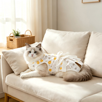 Baju Pemulihan Hewan Peliharaan Grosir OEM Setelah Sterilisasi Anti Jilatan Tipis Bernapas Motif Bunga Tali Belakang Dapat Disesuaikan untuk Kucing dan Anjing