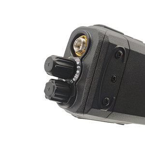 VVK V7000 Radio Uhf Radio de mano de largo alcance en inglés 16 Handheld 12W <span class=keywords><strong>Woki</strong></span> Toki <span class=keywords><strong>10</strong></span> Watt Radio negra Walkie Talkie - Product Image 6