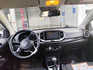 Voiture d'occasion 2021 Yi Pao SUV <span class=keywords><strong>Stonic</strong></span> 1.4L Automatique 18000km Conduite à Gauche Essence Vente Chaude Prête à l'Expédition Blanche - Product Image 3