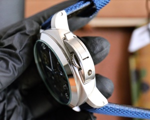 Montre pour homme 44 mm, modèle classique V7, nouvelle collection, SUBMERSIBLE, mouvement mécanique automatique ajouré, bracelet cuir/caoutchouc, aiguilles. - Product Image 5