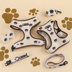 طقم طوق وحزام للكلاب مطرز حسب الطلب مع ربطة عنق وباندانا وحقيبة للفضلات، طقم فاخر قابل للتعديل لكلاب التيدي - Product Image 2
