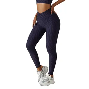 Long Sleeved Mat Machine Fitness Crop Tops Lightweight Workout Clothing with Zipper Yoga Coat Yoga Set Gym Wear Women Sets S-M-L