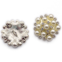 Strass fausse perle ornements fleur bouton à dos plat bouton perle pour robe de mariée