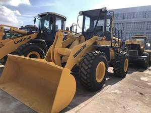 Chargeuse sur pneus Komatsu WA320-3 d'occasion, modèle 2020, capacité 3200 kg, d'origine japonaise, bon état, avec boîte de vitesses, pompe, roulement et moteur, à vendre - Product Image 2