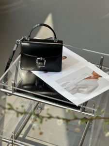 Bolsos <span class=keywords><strong>de</strong></span> Cuero al por Mayor, <span class=keywords><strong>Bajo</strong></span> MOQ, Bolsos <span class=keywords><strong>de</strong></span> Cuero Genuino, Estilo Vintage, con Solapa, Tipo Satchel, para Boutiques - Product Image 2
