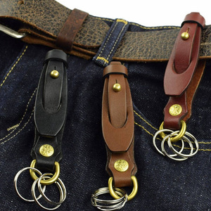 European and American style leather keychain, engraved <b>couple</b> key <b>ring</b>, gift, belt buckle clip, promotional item. - Product Image 1