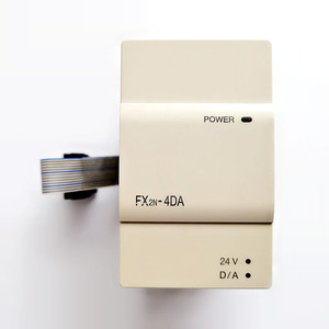 Módulo de salida analógica de 4 canales OMK FX2N-4DA para automatización PLC - Product Image 4