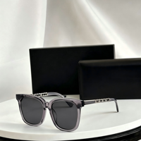 Nouvelles Lunettes de Soleil Classiques de Marque Designer pour Femmes et Hommes, Protection UV400, Lunettes de Luxe Tendance, Vente en Gros, Montures Carrées Personnalisées