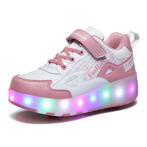 Chaussures de sport <span class=keywords><strong>LED</strong></span> d'extérieur pour hommes de haute qualité, prix d'usine, semelle TPR, patins à roulettes ajustables, chaussures à deux roues pour garçons - Product Image 1
