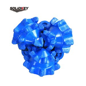 241,3mm (9 1/<span class=keywords><strong>2</strong></span> ") IADC126 Tricone Bit mit offenem Lager - Product Image 3