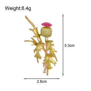 Broche en alliage plaqué or à motif de fleurs de cerisier bleues pour manteaux et costumes pour femmes - Cadeau élégant pour mariage et fête - Product Image 5