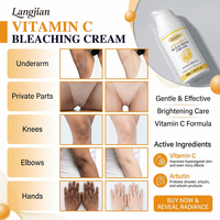 Crème éclaircissante anti-oxydante lissante pour la peau, infusée à l'acide hyaluronique, à l'acide kojique et au niacinamide, pour un teint éclatant et uniforme.