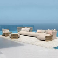 Conjunto de Sofás Modernos para Exteriores, Impermeables y Resistentes al Sol, con Estructura de Bambú y Hierro, para Jardín o Parque, Incluye Mesa y Sillas para 4 Personas