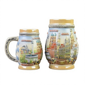 Chope à bière en porcelaine de style allemand classique avec poignée, motif en relief des monuments de Munich, design par sublimation, écologique, réutilisable, thème Bavière - Product Image 2