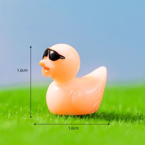 Los Más Vendidos de Weij: Gafas de Sol con Micropaisaje de Musgo, Figuras de Patitos Amarillos, Decoración Colgante DIY - Product Image 6