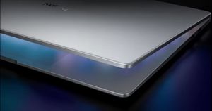 Nuevo Portátil Book Pro 14 2024 Core Ultra 7 155H 32GB+1TB 14 Pulgadas 2.8K 120Hz Ultradelgado para Negocios y Oficina - Product Image 4