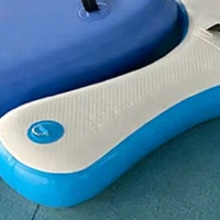 Plateforme de yoga flottante gonflable de couleur bleue, plateforme de yoga gonflable personnalisée pour ISUP
