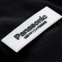 Étiquettes en caoutchouc PVC souple 3D personnalisées avec logo de marque privée en relief à coudre pour vêtements