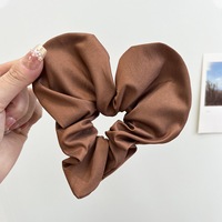 Q & Y nouveauté 15cm surdimensionné Simple Design élégant couleur unie en forme de coeur Satin tissu cheveux cravates accessoires 2025