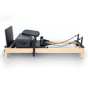 Reformer Pilates en bois de hêtre à trapeze complet, directement de l'usine, couleur personnalisée, cuir microfibre, Cadillac Pilates pour studio professionnel - Product Image 1