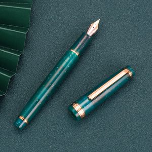 Penna Stilografica Jinhao 82 in Acrilico <span class=keywords><strong>con</strong></span> <span class=keywords><strong>Pennino</strong></span> Medio in Iridio e Convertitore d'<span class=keywords><strong>Inchiostro</strong></span>, Design Classico Fluorescente per Scrittura Fluida (Finiture Dorate) - Product Image 1