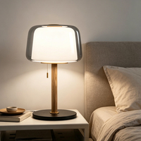 Lampe de table LED moderne et postmoderne en marbre et verre avec température de couleur réglable, lumière protectrice pour les yeux, idéale pour chambre, bureau et salon