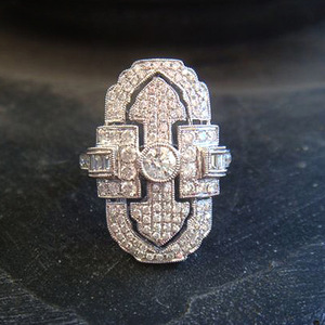 Anello vintage cavo per uomo e donna, ispirato al palazzo, gioiello da dito alla moda. - Product Image 4