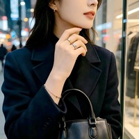 Bague de couple unisexe, simple, tendance, polyvalente, luxe léger, classique, haut de gamme, en acier inoxydable