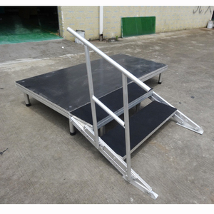 Scène d'événement extérieure pliable et portable en aluminium avec éclairage, montage facile et surface antidérapante - Product Image 1