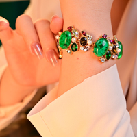 Bracelet vintage en pierres précieuses vertes, plaqué or, bracelet statement, bijoux en pierres colorées, accessoires de mode, cadeau pour femmes