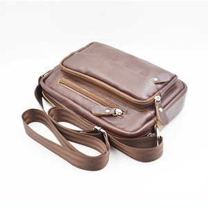 <span class=keywords><strong>Bolsos</strong></span> <span class=keywords><strong>italianos</strong></span> <span class=keywords><strong>de</strong></span> cuero marrón para hombre, bolsas <span class=keywords><strong>de</strong></span> cuero genuino <span class=keywords><strong>de</strong></span> diseñador <span class=keywords><strong>de</strong></span> lujo, para regalo - Product Image 4
