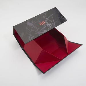 Embalaje <span class=keywords><strong>de</strong></span> caja <span class=keywords><strong>de</strong></span> regalo con cierre plegable magnético vacío negro <span class=keywords><strong>de</strong></span> cartón rígido mate grande <span class=keywords><strong>de</strong></span> lujo con logotipo personalizado Premium - Product Image 3