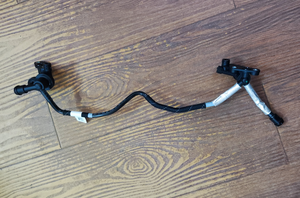 ท่อน้ำหม้อน้ำสำหรับรถ Audi A6 A4 A7 S4 S6 Q7 059121086BD ชิ้นส่วนเครื่องยนต์059121086BG - Product Image 5