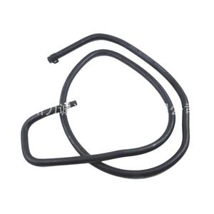 Venta al por Mayor de Tubería de Retorno del Depósito de Agua para Ford Mondeo 2.0, 1S718C012DD 1S718C012BG, Producto de Comercio Electrónico Transfronterizo, Mangueras de Admisión de Aire - Product Image 1