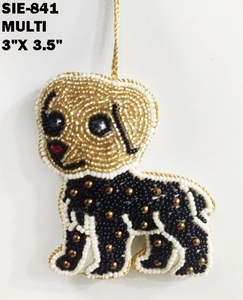 Adorno navideño de perro blanco hecho a mano con cuentas, diseño frontal, decoración para el hogar, fabricante y proveedor de adornos. - Product Image 1