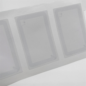 Etiqueta RFID UHF EPC Global Clase 1 Gen2 de 76*38 mm, 860-960 MHz, Chip U9, Duradera, Largo Alcance 14.5 m, Etiqueta Seca/Húmeda para Ropa, Venta Minorista y Gestión de Activos - Product Image 4