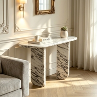 Table console contemporaine en marbre Bianco Carrara à pieds courbes, idéale pour les appartements modernes et minimalistes et les halls élégants