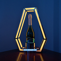 Accessoires de fête pour boîte de nuit : Présentoirs à bouteilles LED en acrylique – Nouveautés durables pour Halloween et anniversaires