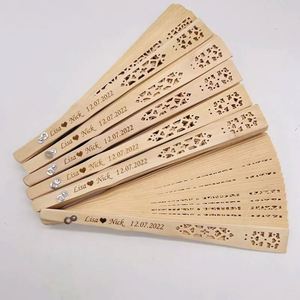 Ventilateur portable en bambou espagnol éco-responsable sculpté, idéal pour les entreprises et la décoration intérieure, idée cadeau d'entreprise - Product Image 4